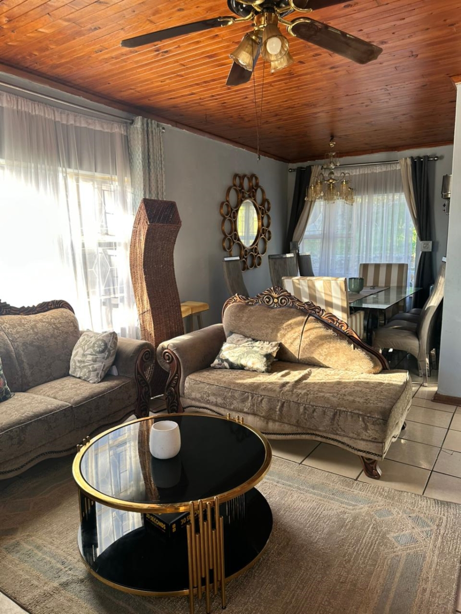 3 Bedroom Property for Sale in King Williams Town Central Eastern Cape